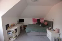 Fabulous 3 bedroom Bungalow in Glasgow with Garden and Parking. Các khách sạn ở 