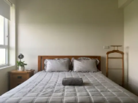 2BR Bright Apartment in Green Community 酒店