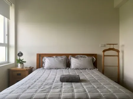 2BR Bright Apartment in Green Community