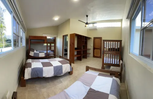 Propiedad de fácil acceso, jacuzzi y piscina climatizada en Jarabacoa.