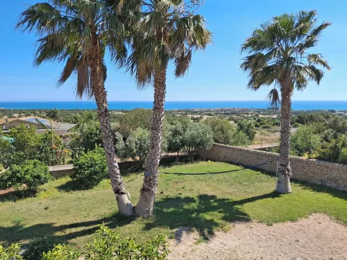 La Vela in Sampieri 2 minutes from the sea, villa with pool. Hotels in Scicli