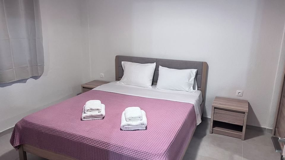 Brand new 2-bedroom apartment with AC, WiFi in beautiful Χαλκιδική