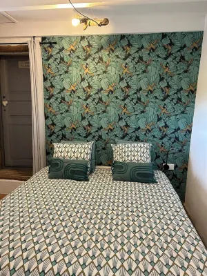 JULES, Country house with private jacuzzi.