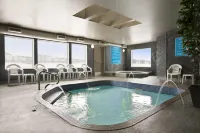 Days Inn by Wyndham Regina - Hot Tub