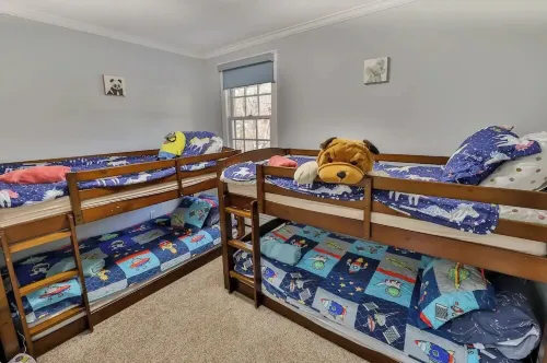 Mountain Serenity - brand new hot tub - fire pit Hotels in Lexington