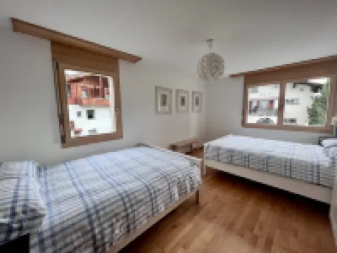 2 Bed 2 Bath, Bright, spacious, central apartment in Flims 5min walk to gondola