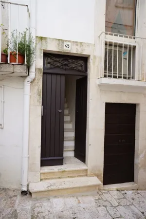 Heart of Puglia - Design Apartment in Puglia with 2 bedrooms Отели в г. Putignano