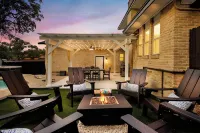 Family Retreat in the Heart of San Antonio! Heated Pool - Hot Tub - Game Room