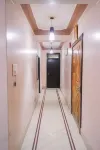 "Prime 4BHK: Ideal Location, 5 Min Walk to Market Hotels in 