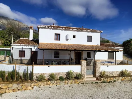 Casa La Fuente Ideal Para Familias con Piscina y Barbacoa