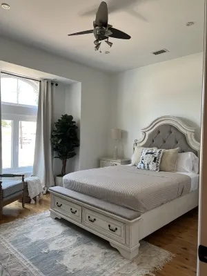 Pool house close to beaches, restaurants and amusement park