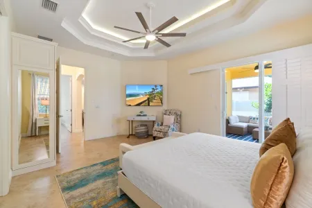 NEW! 4BR Home w/ Outdoor Oasis - Pool & Spa, BBQ. 1 Mile to Vanderbilt Beach