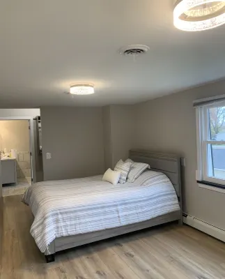 Brand New Water Front Living Island Paradise