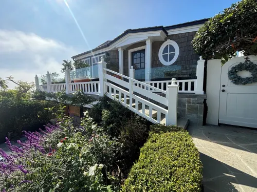 Lovely 1-bedroom Laguna Beach Suite, just a short stroll to Crescent Bay