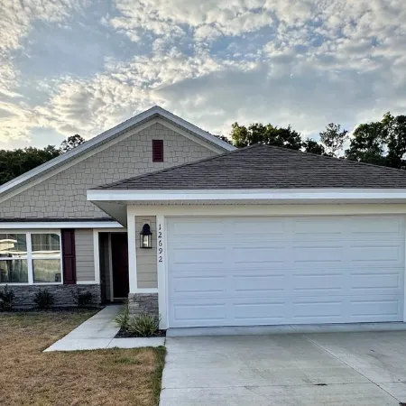 Charming 3-bedroom house with AC, WiFi in lovely Alachua