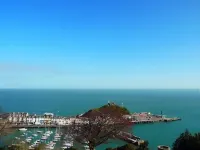 Hillsborough Terrace Hotels near Harbour