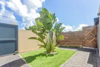 La Villa Jasmin Heated pool Jacuzzi Hotels in 