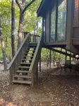 "PEACE IN A POD" CHARMING 2-Bdrm cabin right in the middle of Big Canoe!