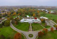 Cozy 1-bedroom apartment with WiFi, AC peaceful Lackawanna. Hotels in Lackawanna