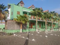 GREEN SEA APARTMENTS Hotel a 
