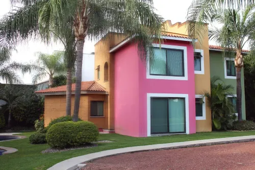 Harmony, relaxation, fresh air, natural light,  and colonial luxury.