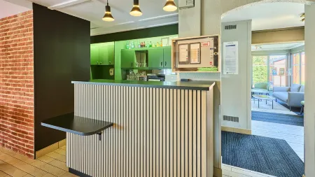 Hotel Campanile Nature - Alençon Отели в г. Кюиссе