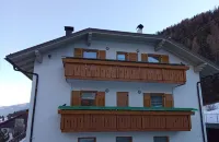 Apartment for 8 people in a quiet area in Pellizzano - Via G. Tomaselli, 6 Hotels in Pellizzano