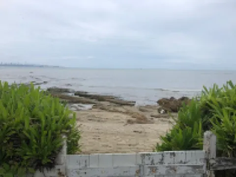 Beautiful and cozy house facing the sea on Penha Island 韋拉克魯斯酒店