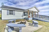 Updated Beattyville Ranch-Style Home w/ Yard! - WiFi
