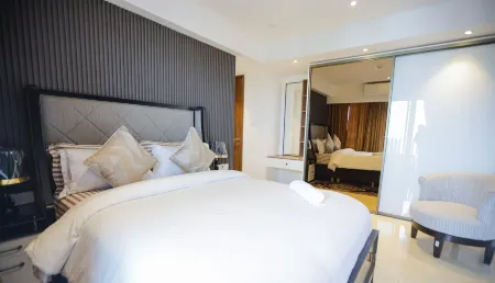 Solaris Cozy Haven Отели рядом с достопримечательностью «Opera Square Masjid»