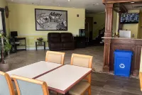 Super 8 by Wyndham Albany