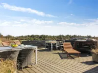 "Judeth" - 300m from the Sea