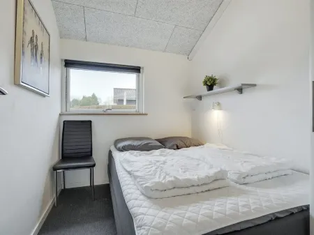 "Cara" - 200m from the Sea