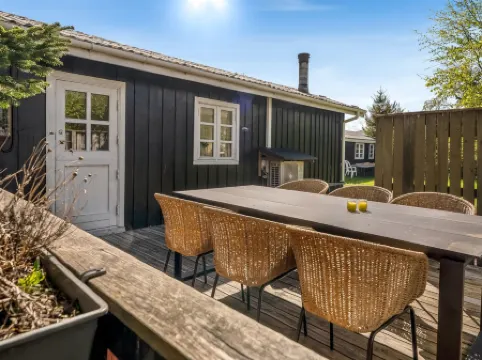 "Ingobert" - 50m from the Sea