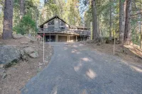 Arnold Cabin Near Calaveras Big Trees State Park! - 3-Star