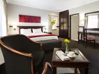 Court Classique Suite Hotel - balcony