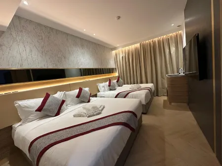 Grand City Hotel Отели рядом с достопримечательностью «Gadong Night Market»