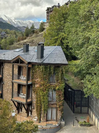 Aparthotel AnyosPark Mountain & Wellness Resort Отели в г. Anyos