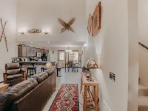 Glacier Springs Cabin 89 Cedar and Log Cabin Close to Skiing and Hiking Hoteles en Deming