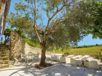 Tranquil Stay in Villesèque - Apartments