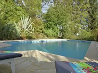 Villa in Fayence with Provençal Charm - Pools