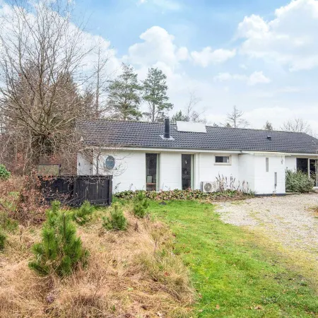 6 person holiday home in Herning