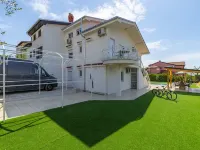 Relaxing Villa near Porec with Pool - Hot Tub