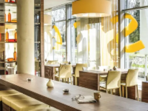 宜必思腓特烈斯港機場會展中心酒店