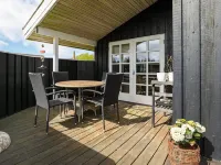 6 person holiday home in Blokhus-By Traum