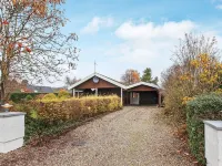 6 person holiday home in Slagelse-By Traum