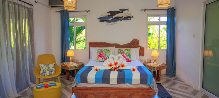 Milles Montagnes Residence Hotels in Baie Lazare