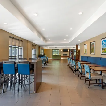 Comfort Inn & Suites Amish Country