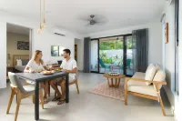 Bo Jungle - Steps to Tamarindo Beach - Surf & Pool #1 Hotels in Playa Langosta