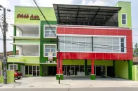 RedDoorz Near Universitas Muhammadiyah Yogyakarta - Pensions